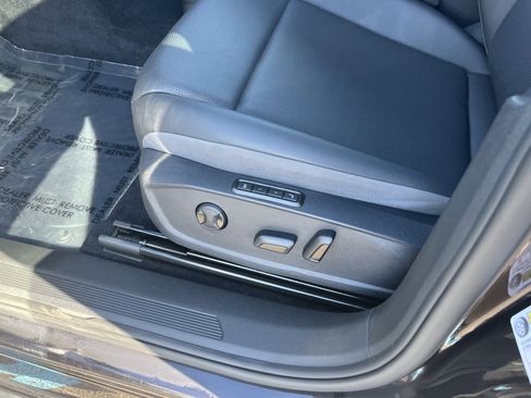 Used 2023 Volkswagen ID.4 Pro S image 17