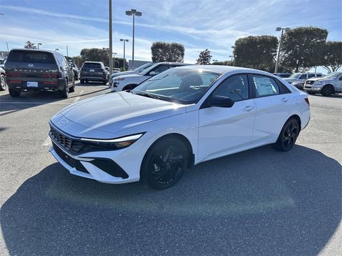 New 2026 Hyundai Elantra Sport image 14