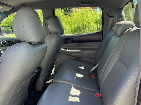 Used 2012 Toyota Tacoma 4x4 Double Cab w/ TRD Off-Road Pkg image 14
