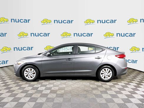 Used 2018 Hyundai Elantra SE image 4