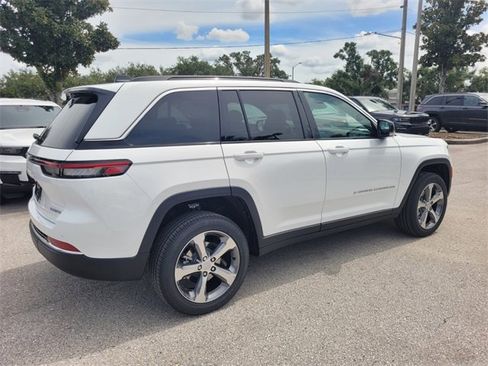 New 2025 Jeep Grand Cherokee Limited image 14