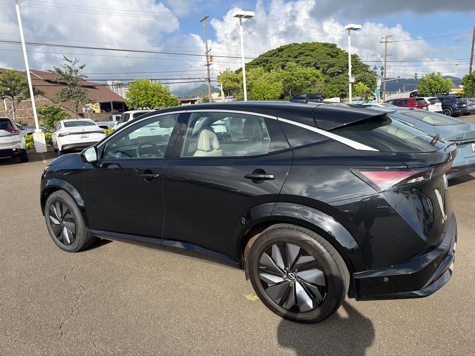 Used 2023 Nissan Ariya FWD image 4