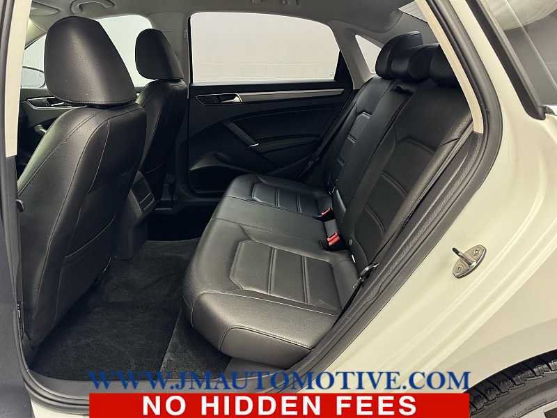 Used 2017 Volkswagen Passat 1.8T R-Line FWD image 14