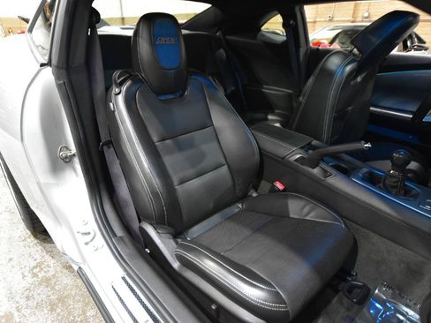 Used 2010 Chevrolet Camaro SS w/ RS Package RWD image 31