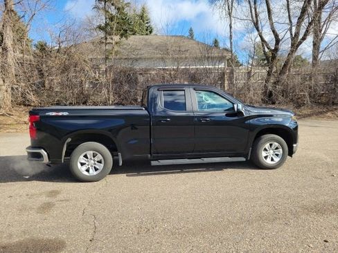 Used 2020 Chevrolet Silverado 1500 LT w/ All-Star Edition image 17