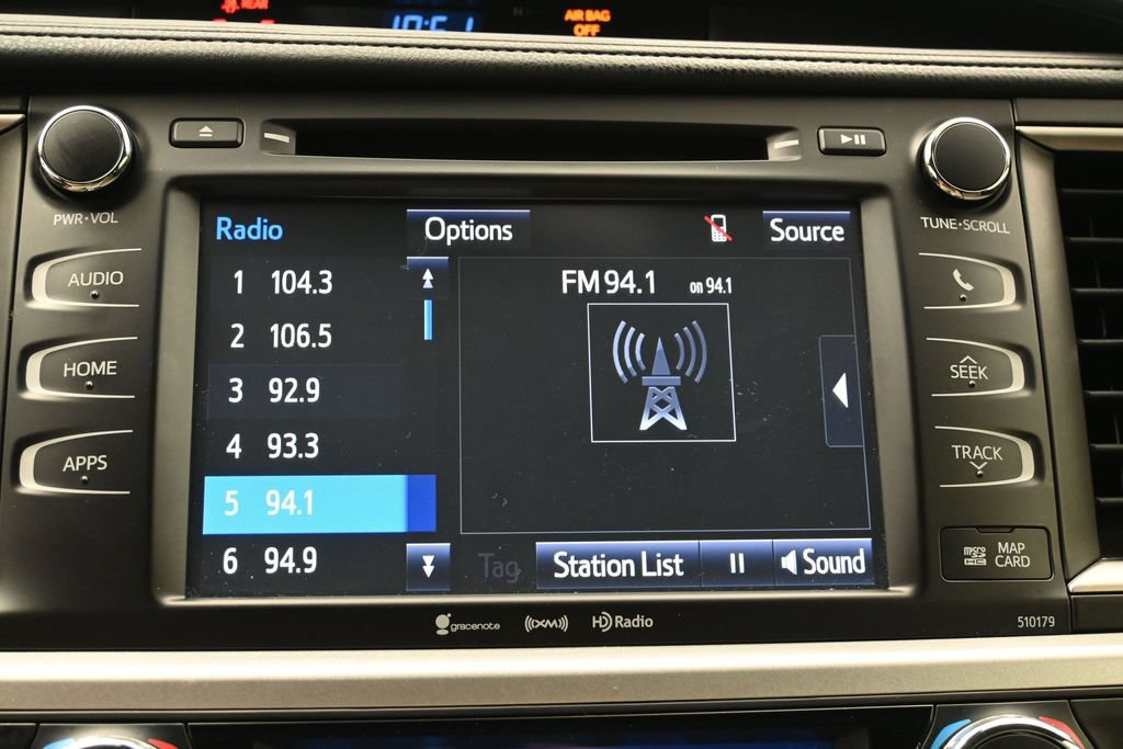 Used 2017 Toyota Highlander XLE FWD image 20