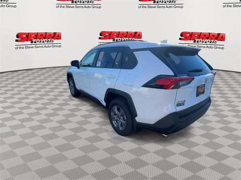 New 2025 Toyota RAV4 XLE w/ Convenience Package image 7