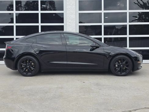 Used 2023 Tesla Model 3 Standard Range RWD image 3