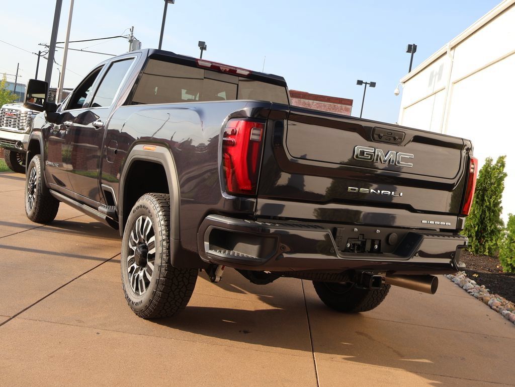 New 2026 GMC Sierra 2500 Denali Ultimate w/ Max Trailering Package AWD/4WD image 3