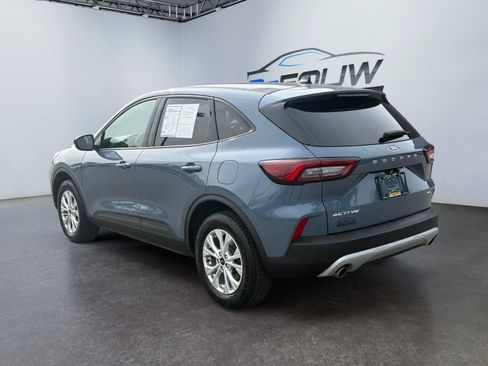 Used 2025 Ford Escape Active AWD/4WD image 5
