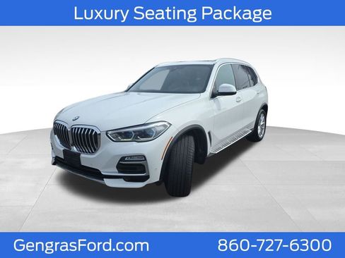 Used 2019 BMW X5 xDrive40i w/ Executive Package image 3