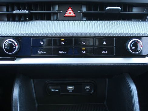 Certified 2024 Kia Sportage LX image 35