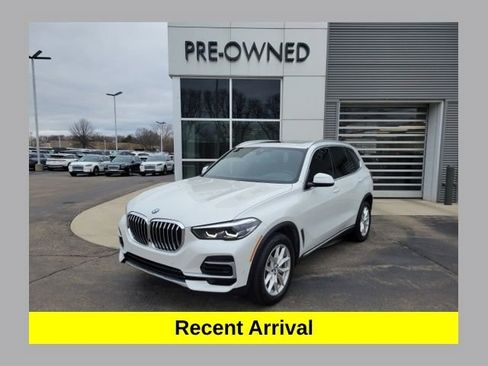 Used 2023 BMW X5 xDrive40i w/ Premium Package image 1