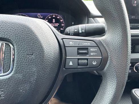 Used 2025 Honda Accord SE image 25