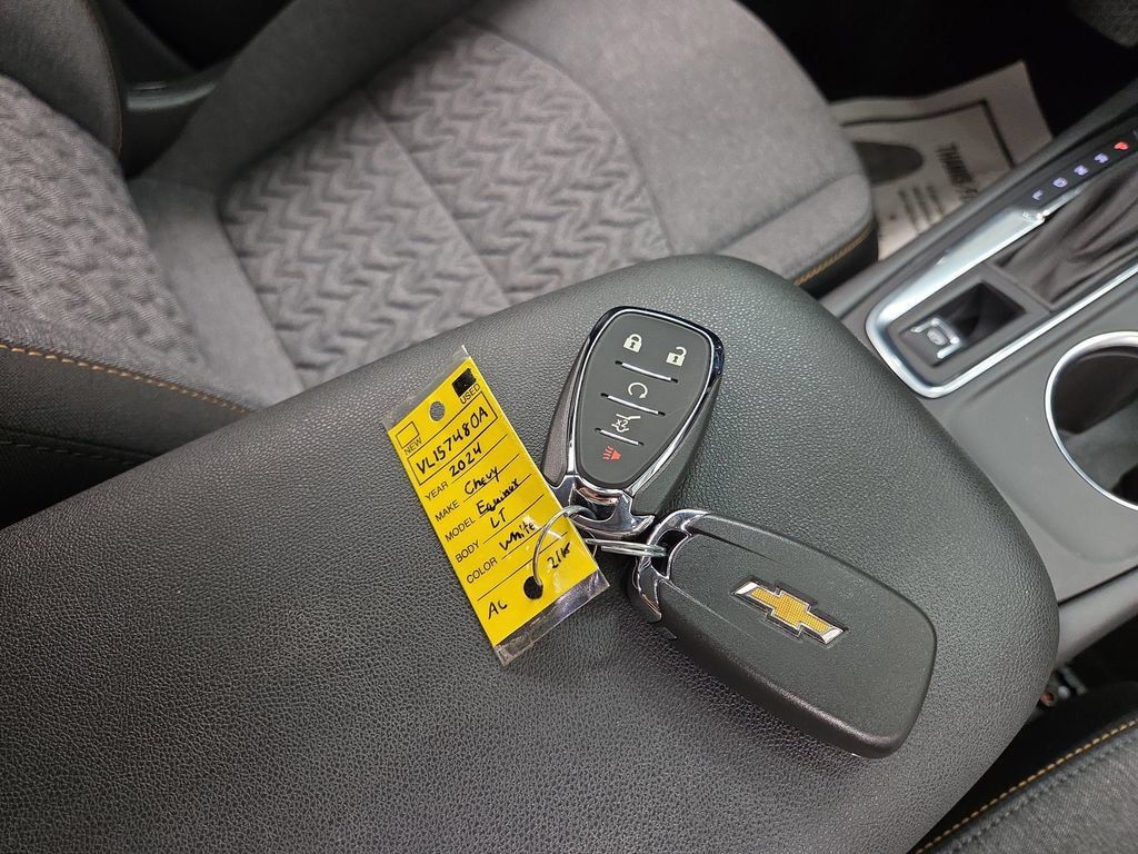 Used 2024 Chevrolet Equinox LT AWD/4WD image 14