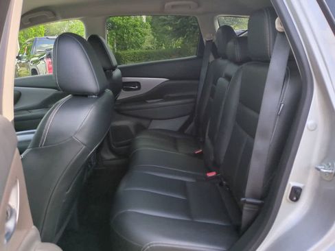 Used 2023 Nissan Murano SV AWD/4WD image 13