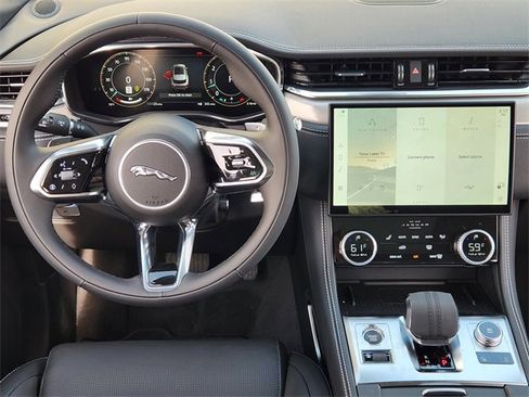 Used 2025 Jaguar F-PACE R-Dynamic S image 26