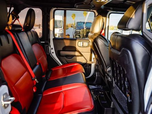 Used 2023 Jeep Wrangler Unlimited Rubicon 4xe image 20