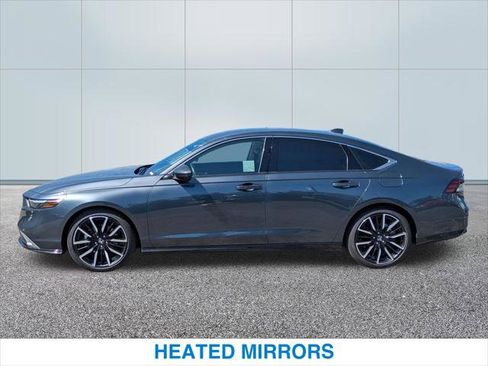 Used 2024 Honda Accord Touring image 10