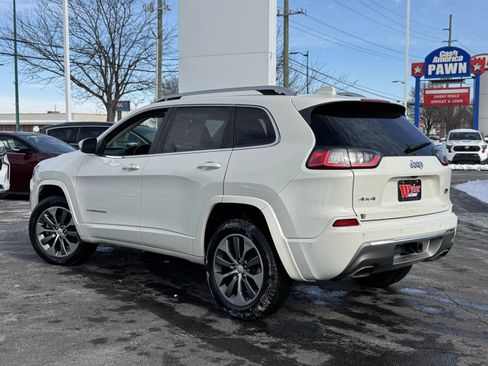 Used 2019 Jeep Cherokee Overland w/ Technology Group image 17