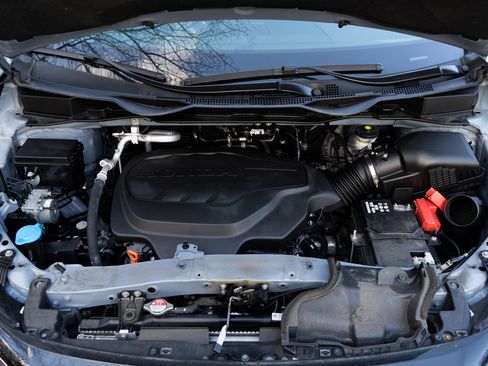 Certified 2024 Honda Odyssey Sport image 49