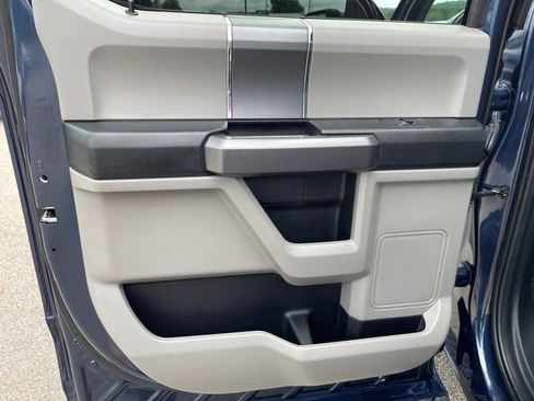 Used 2019 Ford F150 XLT w/ Equipment Group 302A Luxury AWD/4WD image 29