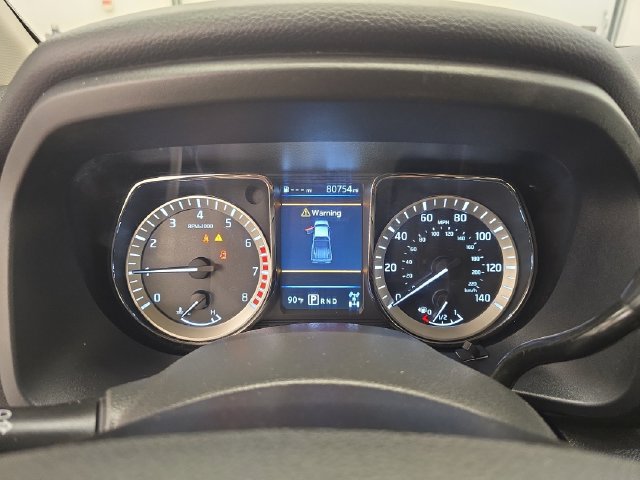Used 2019 Nissan Titan SV AWD/4WD image 28