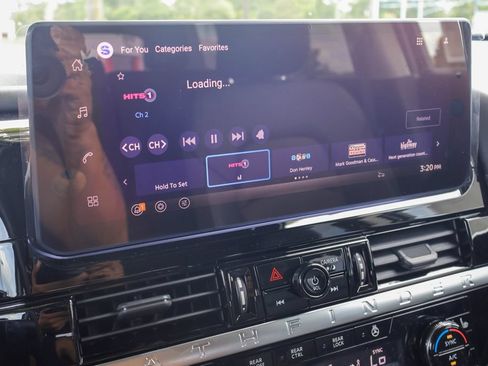 New 2026 Nissan Pathfinder SL FWD image 5