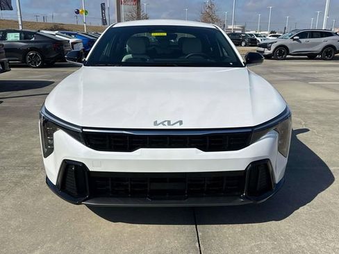 New 2026 Kia K4 GT-Line image 2