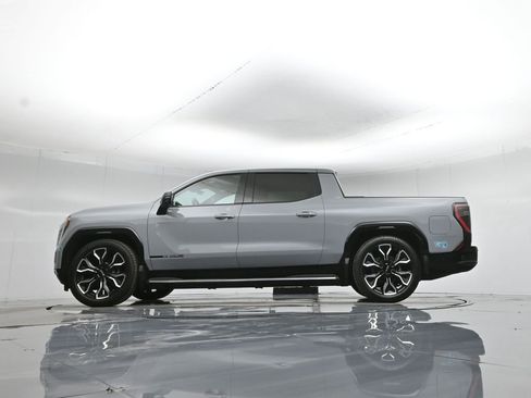 Used 2025 GMC Sierra EV Denali image 50