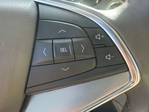 Used 2020 Cadillac XT5 Premium Luxury FWD image 12