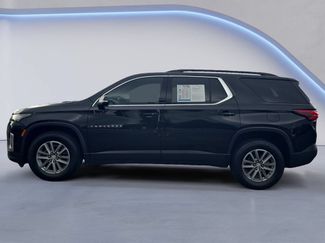 Used 2023 Chevrolet Traverse LT FWD video 2