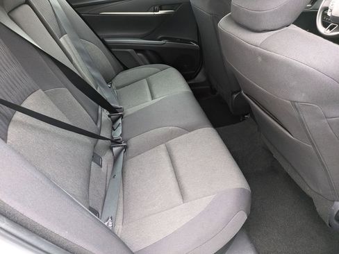 Used 2025 Toyota Camry LE image 30