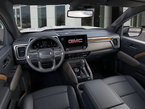 New 2026 GMC Canyon Denali image 15