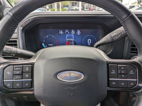 Used 2025 Ford F450 Platinum AWD/4WD image 32