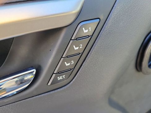 Used 2022 Lexus RX 350L Premium w/ Premium Package image 19