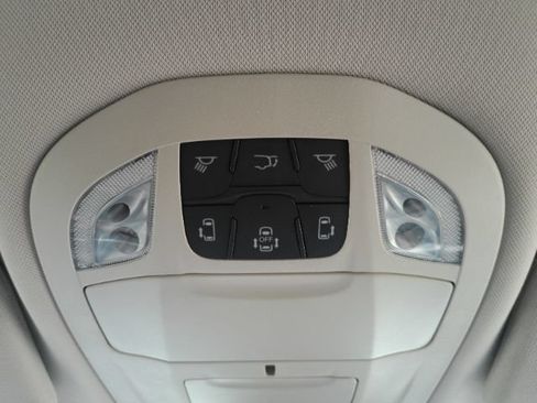 Used 2023 Chrysler Pacifica Touring-L FWD image 56