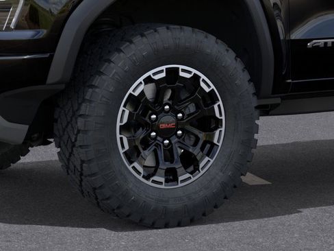New 2026 GMC Canyon AT4 image 9