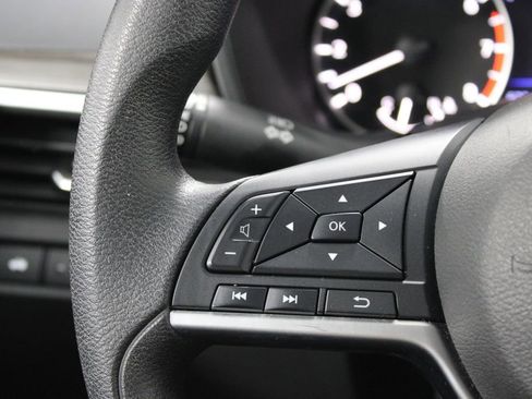 Used 2023 Nissan Altima 2.5 SV image 34