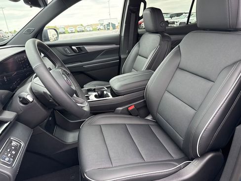 New 2026 Buick Enclave Preferred w/ Power Package AWD/4WD image 16