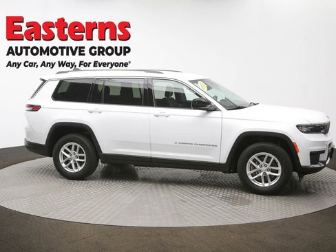 Used 2023 Jeep Grand Cherokee L Laredo image 50