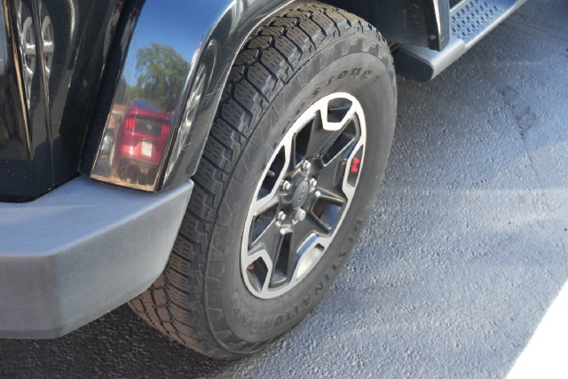 Used 2014 Jeep Wrangler Unlimited Sahara w/ Dual Top Group AWD/4WD image 22