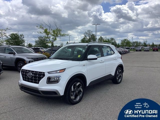 Used 2026 Hyundai Venue SEL FWD image 1