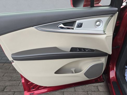 Used 2018 Lincoln MKX Reserve w/ Luxury Package image 10