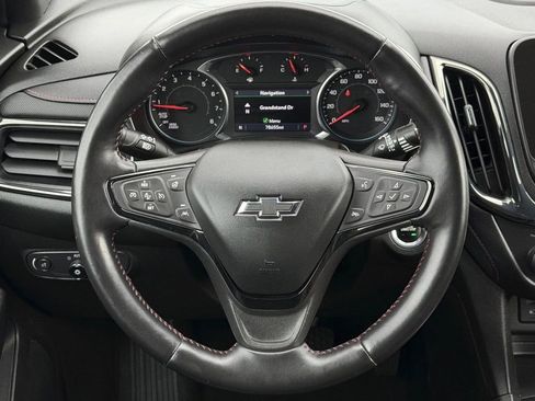 Used 2022 Chevrolet Equinox RS w/ RS Leather Package image 5