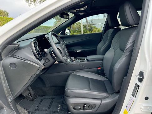 Certified 2024 Lexus RX 350h w/ Accessory Package (Z1) image 12