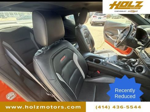 Used 2019 Chevrolet Camaro SS RWD image 28