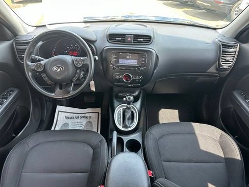 Used 2017 Kia Soul + w/ Designer's Package FWD image 16