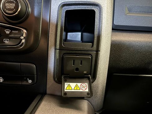 Used 2017 RAM 1500 Rebel w/ Luxury Group AWD/4WD image 38