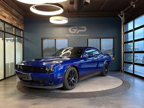 Used 2020 Dodge Challenger R/T w/ Performance Plus Package RWD image 7